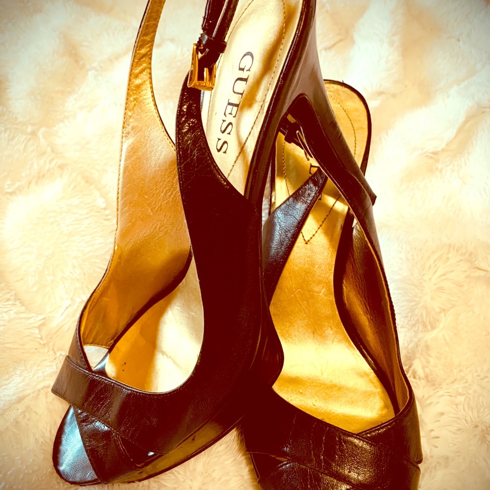 Size 9.5 Sling Back 5 inch Guess heels